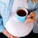 چای و بارداری : نوشیدن چه چای هایی برای زنان باردار مجاز است؟